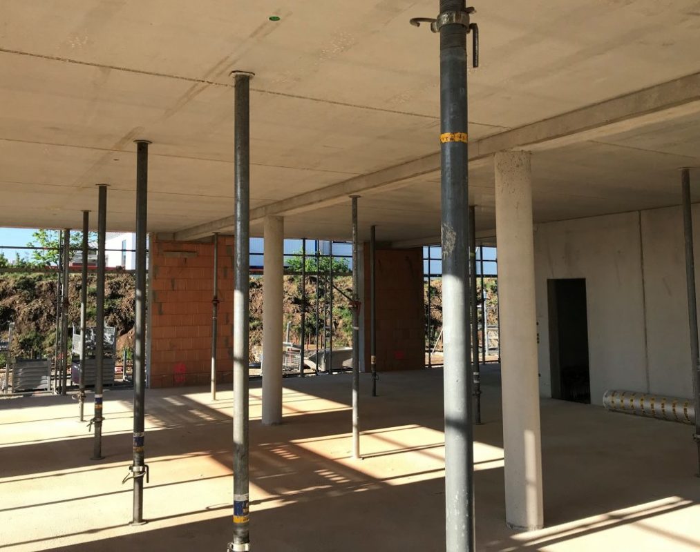 Kni9eglTec Firmengebäude Baustelle