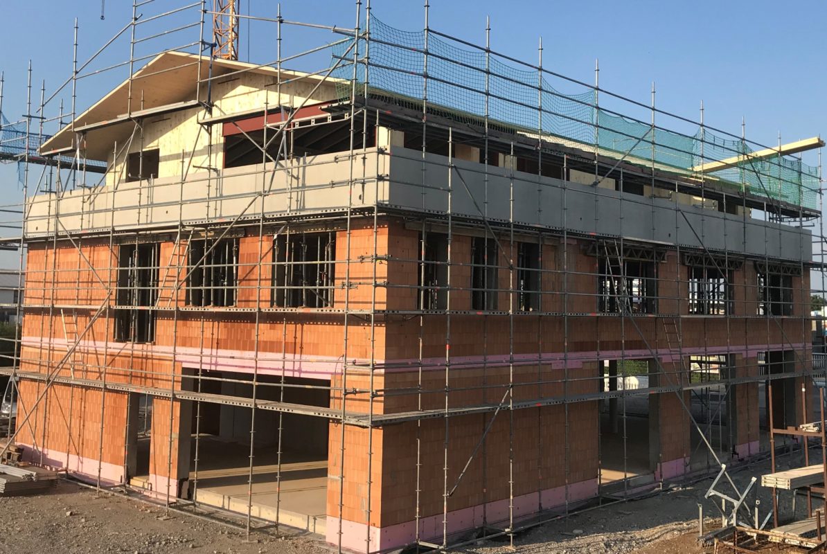 Kni9eglTec Firmengebäude Baustelle