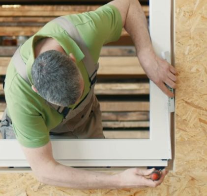 Fenstereinbau mit FlexKeil 13 - Schritt 2